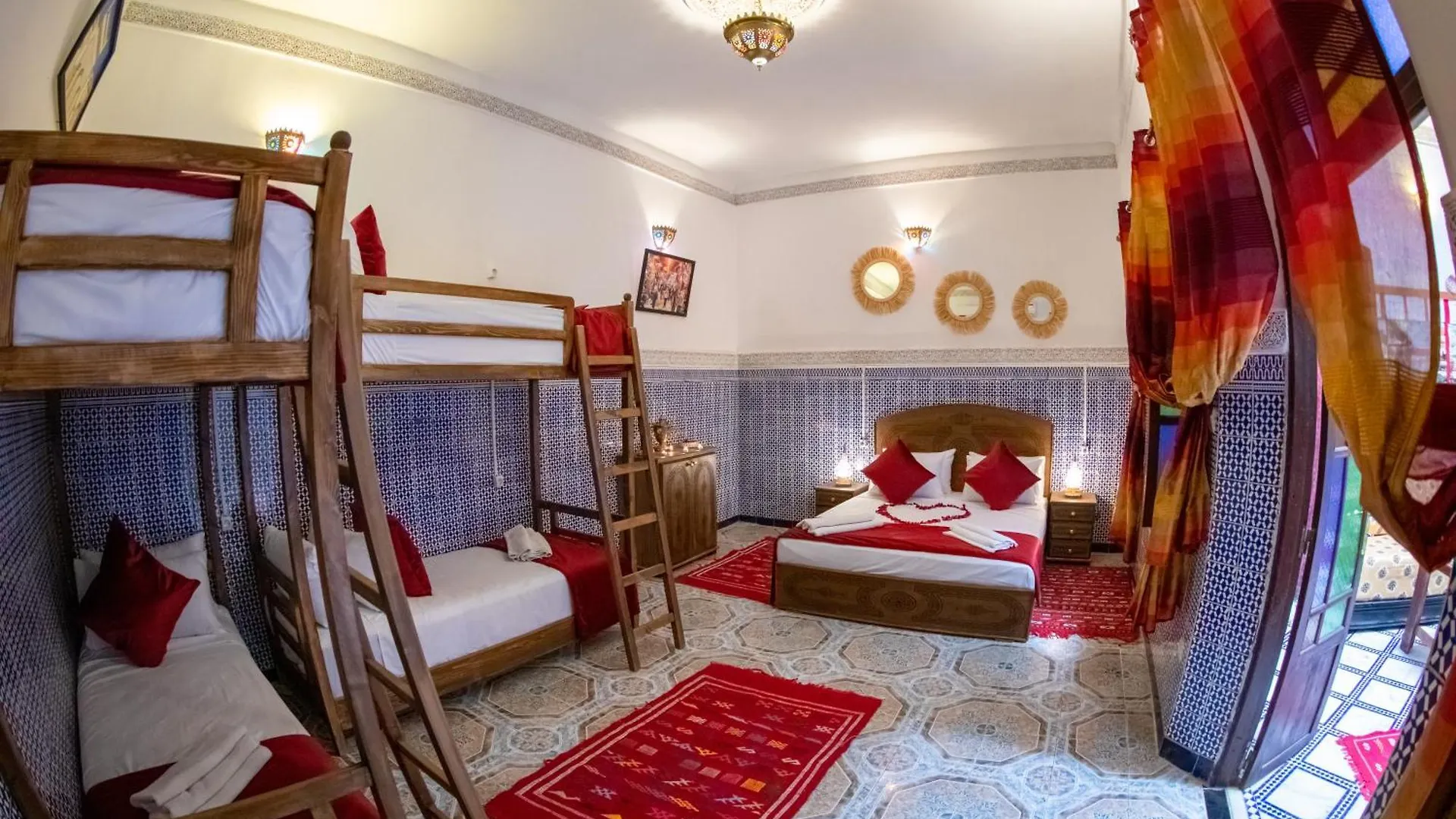 **** Marockansk riad Dar Amir Fes Hotell Marocko